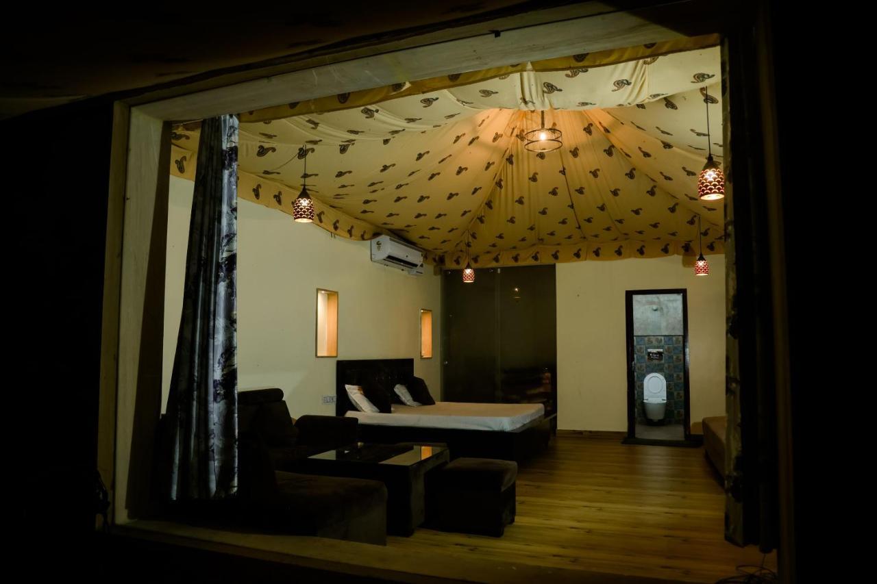 The Rustic Villa, A Stay With Luxuries Amenities And Exotic Nature Jaipur Dış mekan fotoğraf