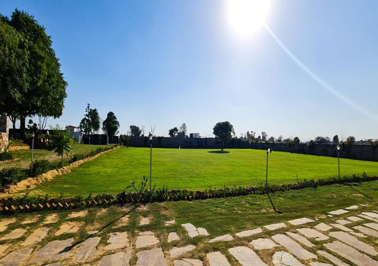 The Rustic Villa, A Stay With Luxuries Amenities And Exotic Nature Jaipur Dış mekan fotoğraf